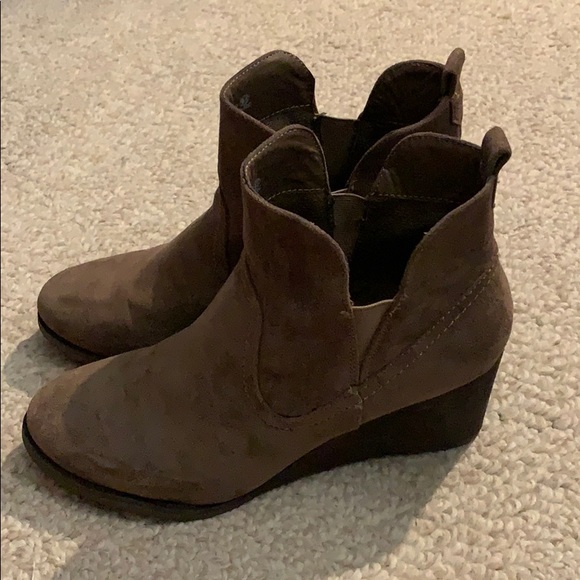 Booties - Picture 2 of 5